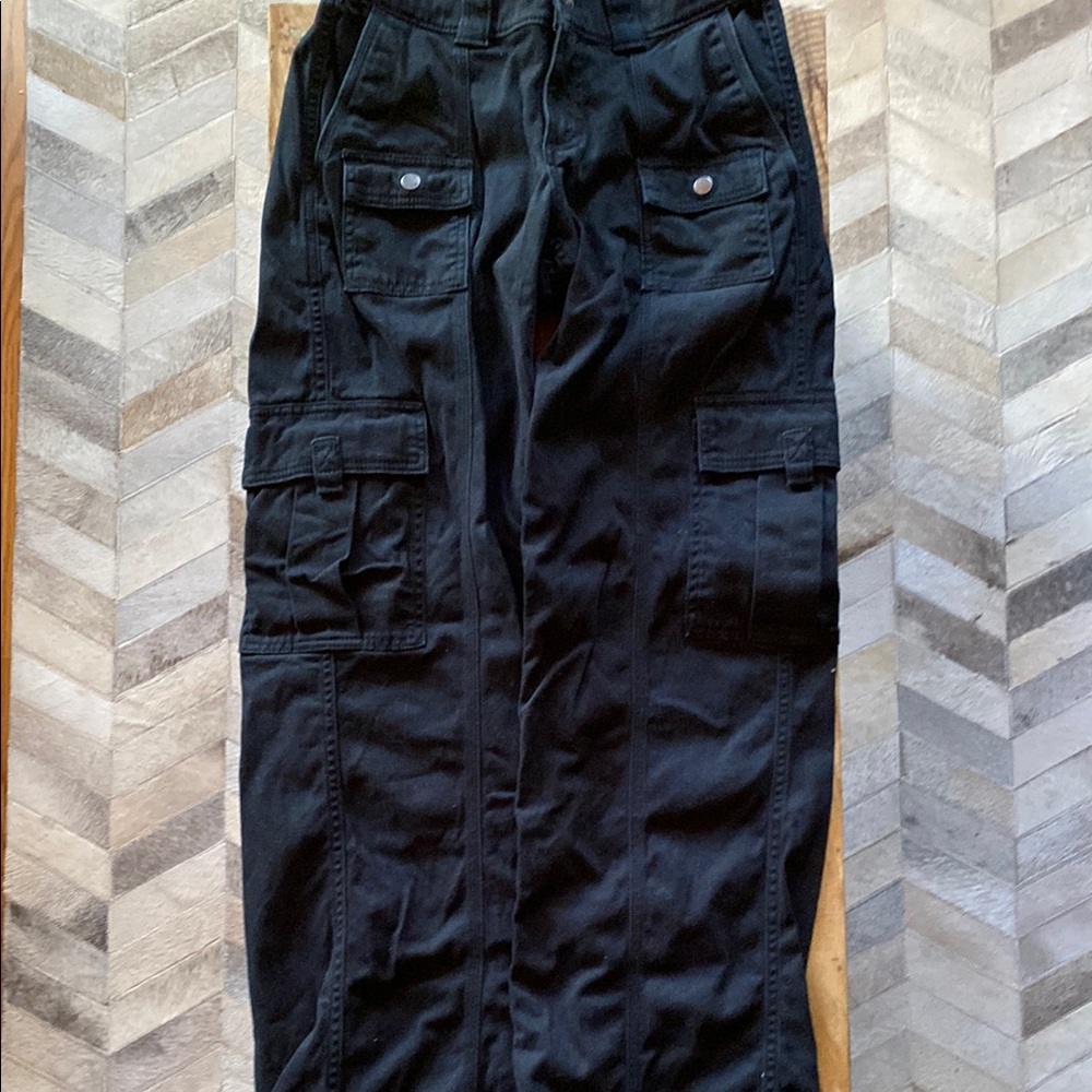 Navy Hollister Low Rise Cargo Pants